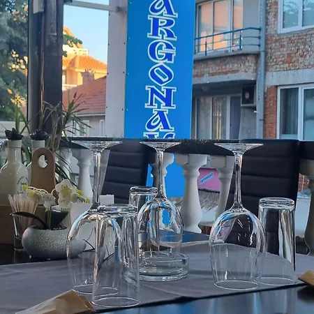 семейна къща 