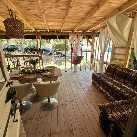 каравана бамбоо Campingplatz Sosopol