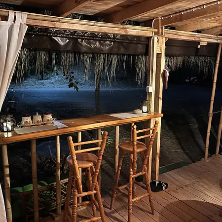 каравана бамбоо Campingplatz Sosopol