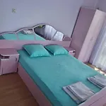 семейна къща 
