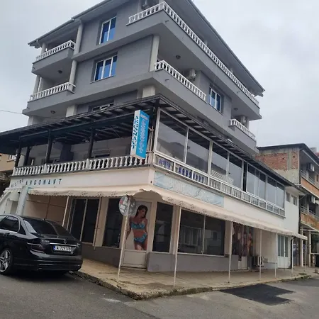 семейна къща 